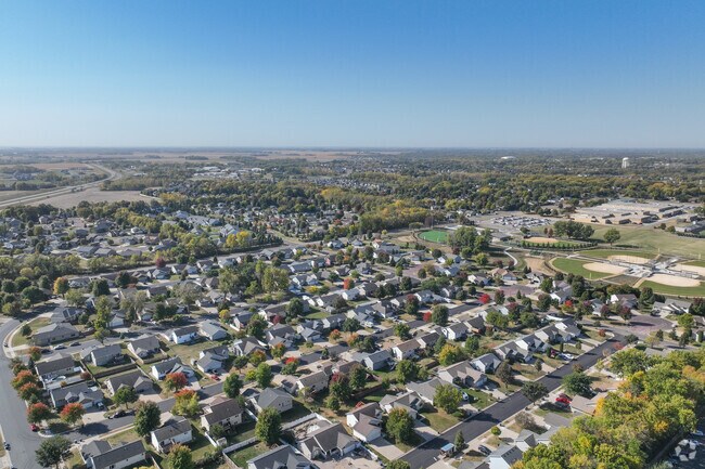 The dense residential area of Thomas Park is a quaint beautiful neighborhood.