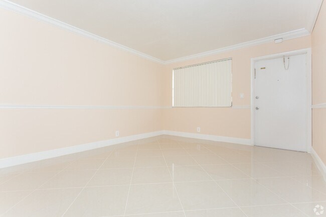 Park Hill Hollywood Apartments, Hollywood, FL 33021 - photo 7