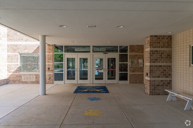 Pickering Valley Elementary received an A rating from Niche.