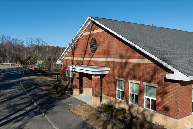 Middleton Elementary School is a public school in Strafford County serving students PK-6.