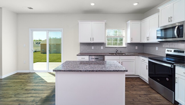 102 Way Cross Ln, Troutman, NC 28166 - photo 5