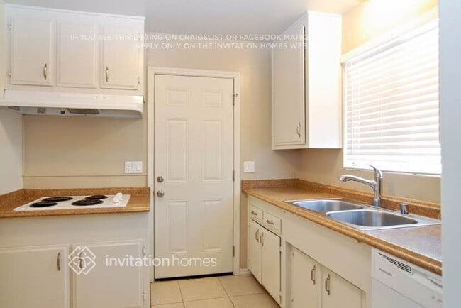 719 Erica St, Escondido, CA 92027 - photo 4