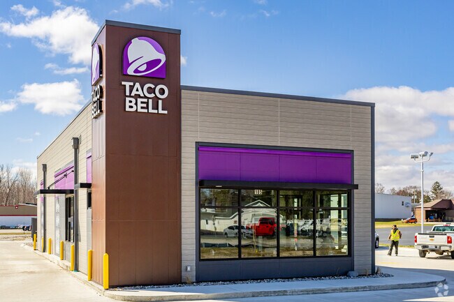 A recently-built Taco Bell in the center of Hemlock brings another fast food option to the area.