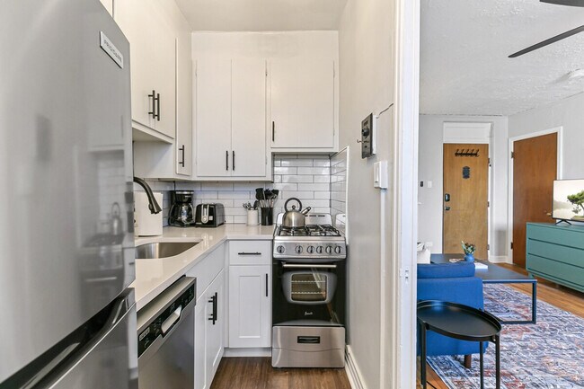 1666 Detroit St unit ID1026255P, Denver, CO 80206 - photo 5