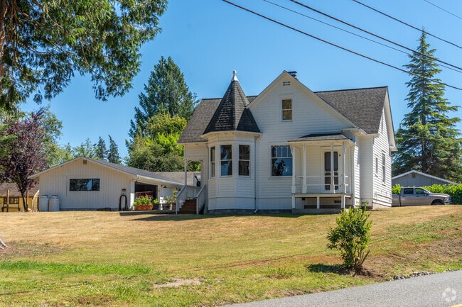 Tudor-style homes in Southworth blend historic elegance with modern comfort.