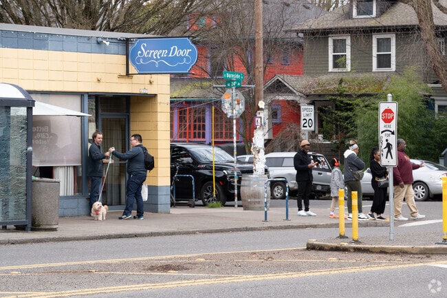 Walk to one of the many downtown Brunch spots in the heart of Kerns neighborhood.