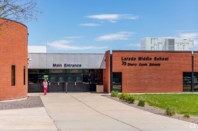 Laredo Middle School maintains an overall grade of B-plus from Niche.