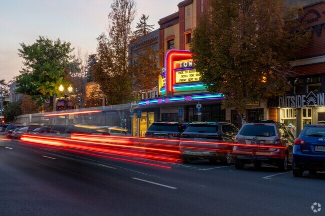 Downtown Bend is located just minutes away from the Larkspur neighborhood.