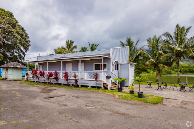 Kahalu'u Christian School offers private faith-based education to students in Kaneohe.