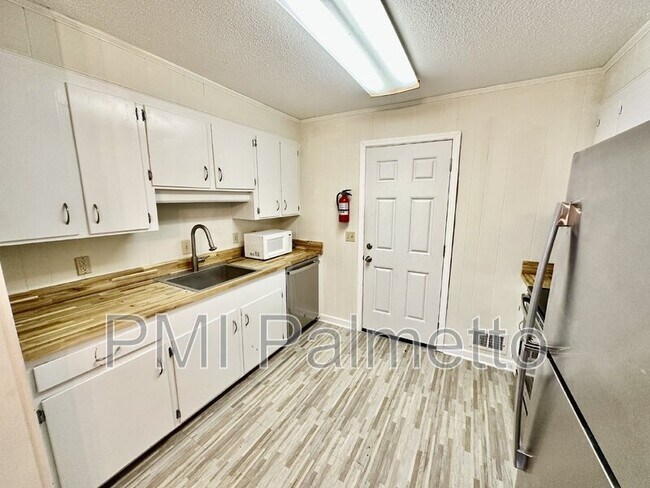 2401 Duncan St, Columbia, SC 29205 - photo 5