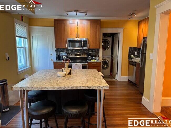 136 Summer St, Watertown, MA 02472 - photo 3