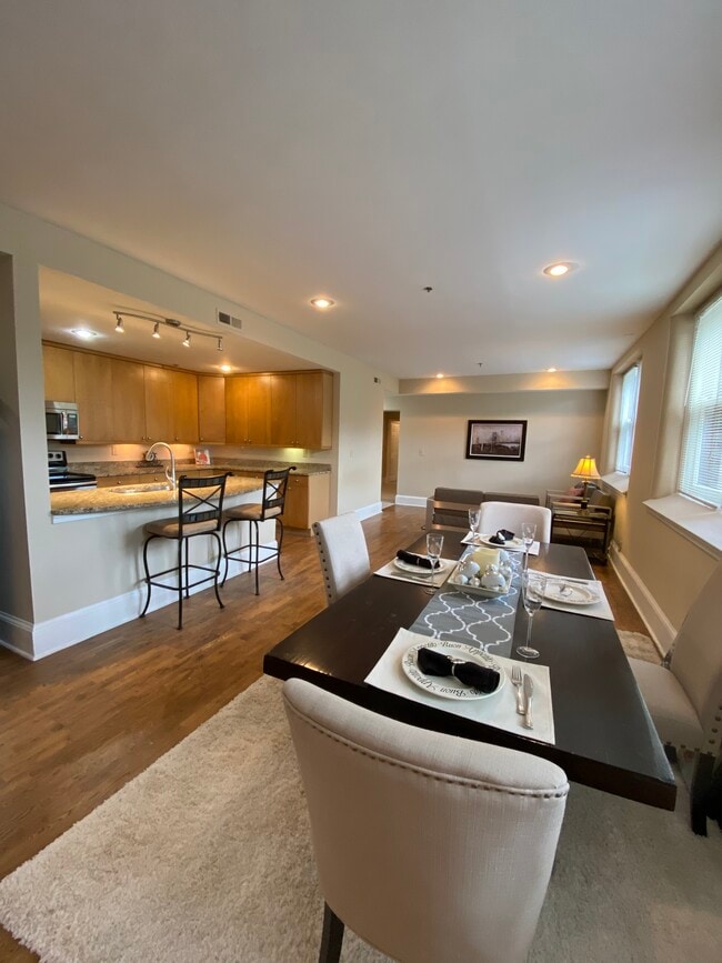 Wonderful kitchen for entertaining.