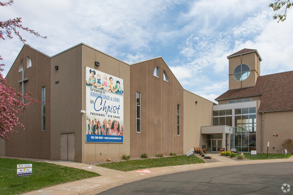 The faculty ensures students excel at Cross of Christ Lutheran School.