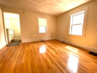 5 Rifle Ct Unit 1, Watertown, MA 02472