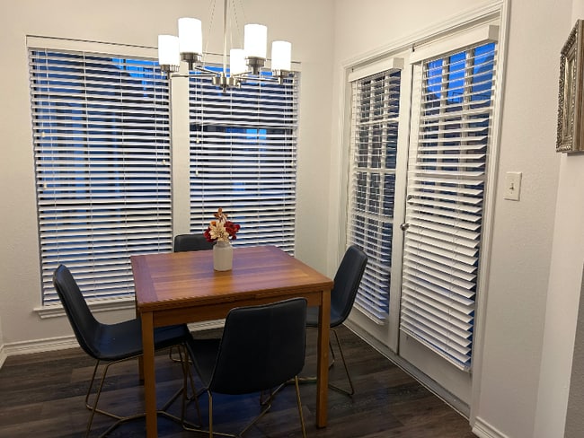 Benchmark unit A313, Austin, TX 78705 - photo 7