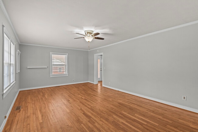 110 Byrd St, Enterprise, AL 36330 - photo 2