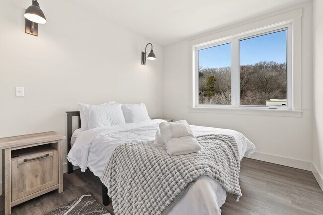 10 Riordan Rd unit ID1221877P, Bella Vista, AR 72714 - photo 2