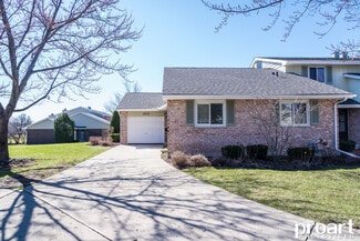 1523 Johnstown Ct, Wheaton, IL 60189