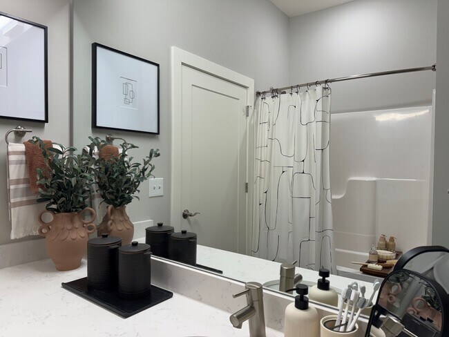 Newton Place Apartments, Haslett, MI 48840 - photo 7