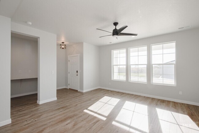 3016 E Boulder Basin Dr, Kuna, ID 83634 - photo 4