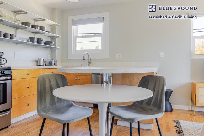 325 Hawthorne Ave unit FL2-ID2012, Palo Alto, CA 94301 - photo 5