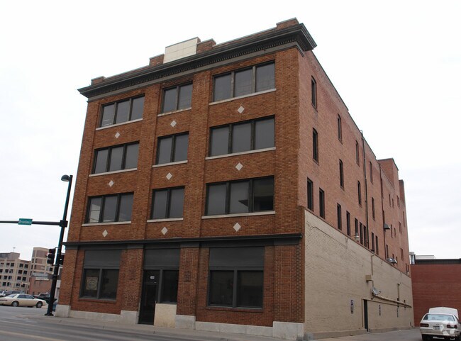 333 E English St, Wichita, KS 67202 - photo 6