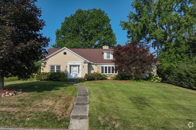 Ranch houses in Glendwood is perfect for first time homeowners.