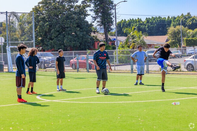 Residents of Wilmington can practice their sports skills at Greenbelt Park’s all-weather pitch.