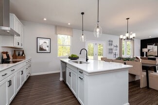 313 Chattahoochee Cir, Locust Grove, GA 30248