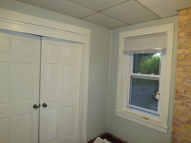 432 E 7th St unit 2, Duluth, MN 55805 - photo 5