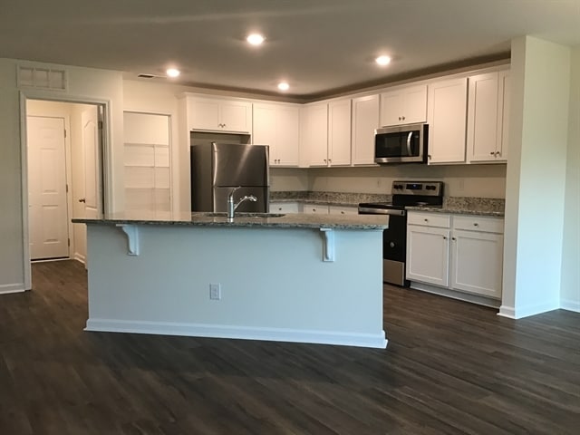 7208 Brittany Pointer Ct, Wilmington, NC 28411 - photo 2