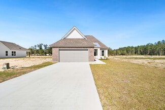 12624 Bald Eagle Dr, Denham Springs, LA 70726