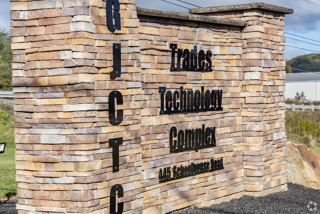 Kids have fun learning at Greater Johnstown Ctc.