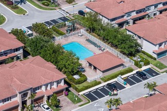 118 Lancaster Rd, Boynton Beach, FL 33426