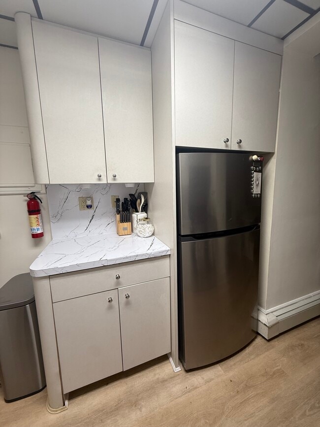 9 Green St unit A, Huntington, NY 11743 - photo 5