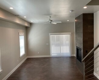 2213 Q St, Sacramento, CA 95816