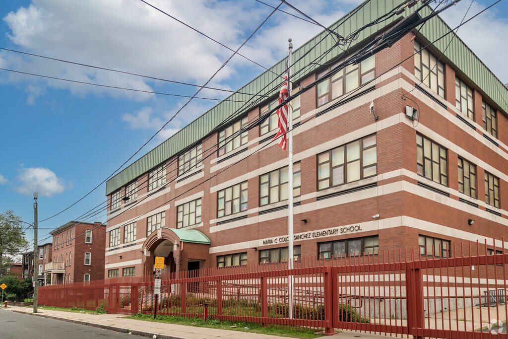 Sanchez School is located in Frog Hollow, Hartford.