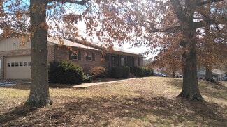 423 S Kelley St, Harrison, AR 72601
