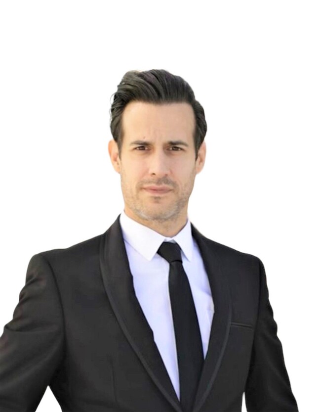 Agent Photo