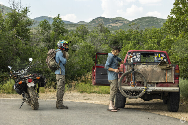 Gear up for a fun day on the Dutch Hollow trailhead.