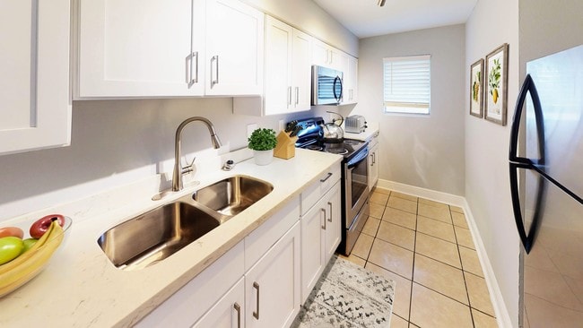 My Home at Lakeview, New Orleans, LA 70126 - photo 2