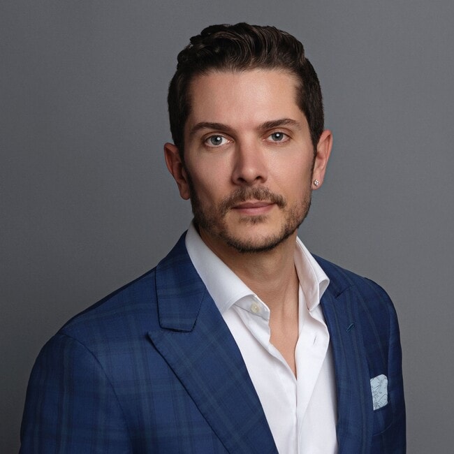 Agent Photo