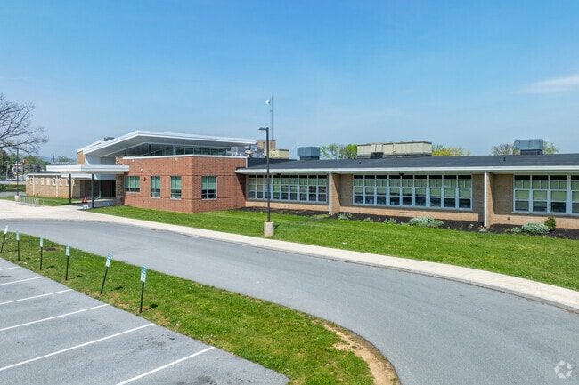 Hamilton Elementary School is part of the Carlisle School District.