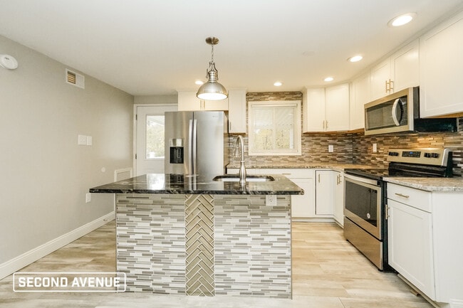 854 Monaca Rd, Monaca, PA 15061 - photo 7