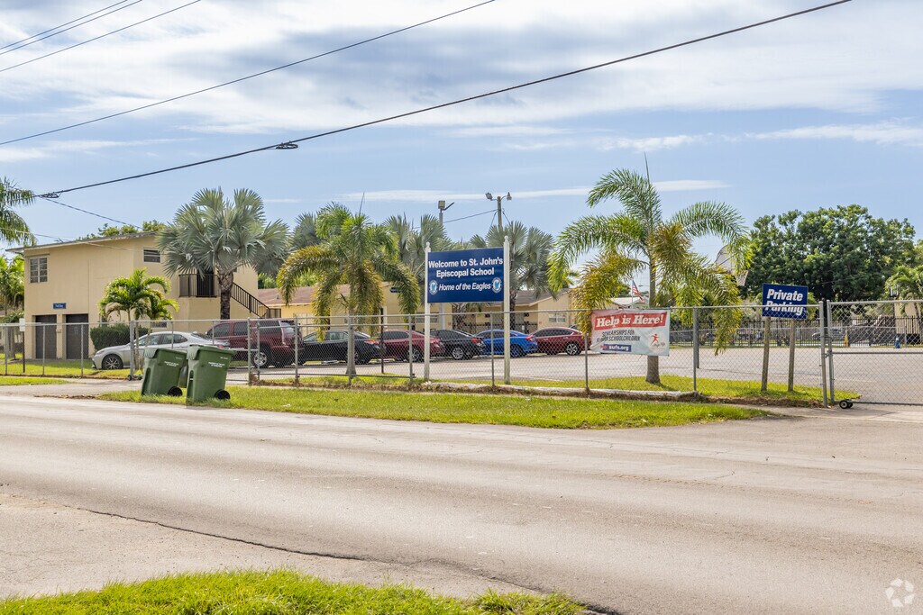 St. John's Episcopal School in Homestead, FL is a great place to enroll your child.