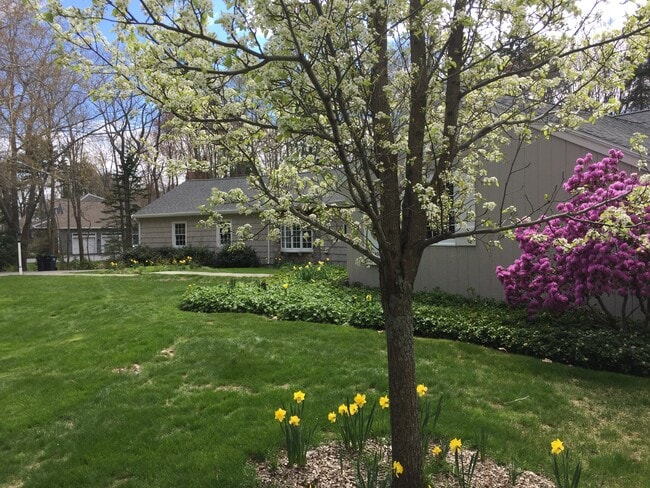 53 Beach Ave, Kennebunk, ME 04043 - photo 2