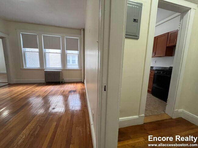 1626 Commonwealth Ave unit 17, Brighton, MA 02135 - photo 3