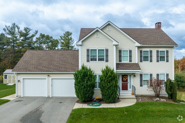 Modernized four square homes with attached garages are available in Auburn.