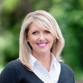 Elizabeth Flora-Horton