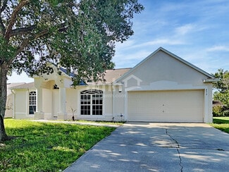 632 Delmonico St NE, Palm Bay, FL 32907